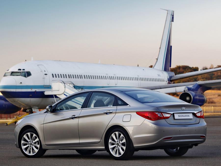  Hyundai Sonata 2010 года  (ZA) (фото 5 из 16)